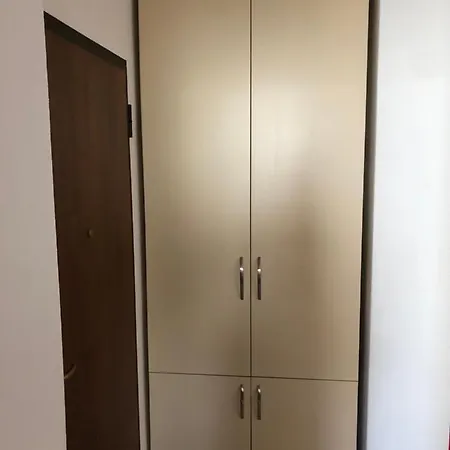 아파트 Mario
